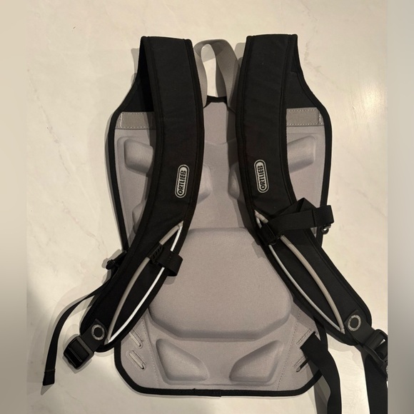 Ortlieb Pannier Carrying System with Black Back-Roller Waterproof Pannier Bag - Picture 5 of 16